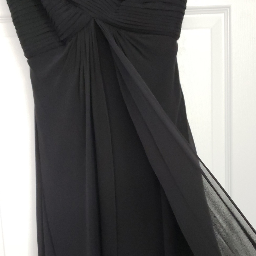 Formal Gown - Picture 5 of 7
